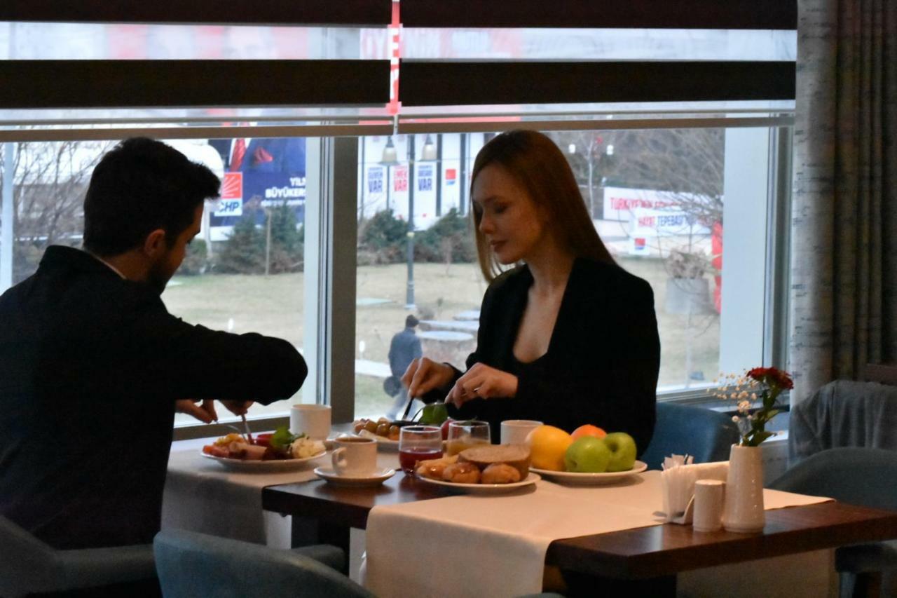 Capella Otel Eskişehir Exteriér fotografie