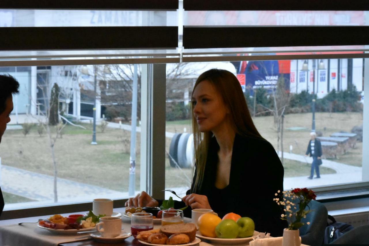 Capella Otel Eskişehir Exteriér fotografie